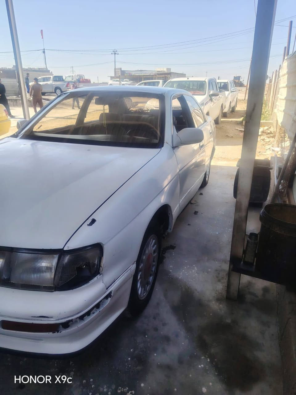 السلام عليكم اخون
سياره بطه موديل 2000
رقم بصره تحويل ثاني يوم رقم دولي بسمنه 
سياره كفاله عيب شرعي وكص وكلبه 
سياره كير مكينه خير من الله جاهزه ما نقصه برغي
مكان السياره الناصريه 
السعر 38 وبيه مجال بسيط 
***********
