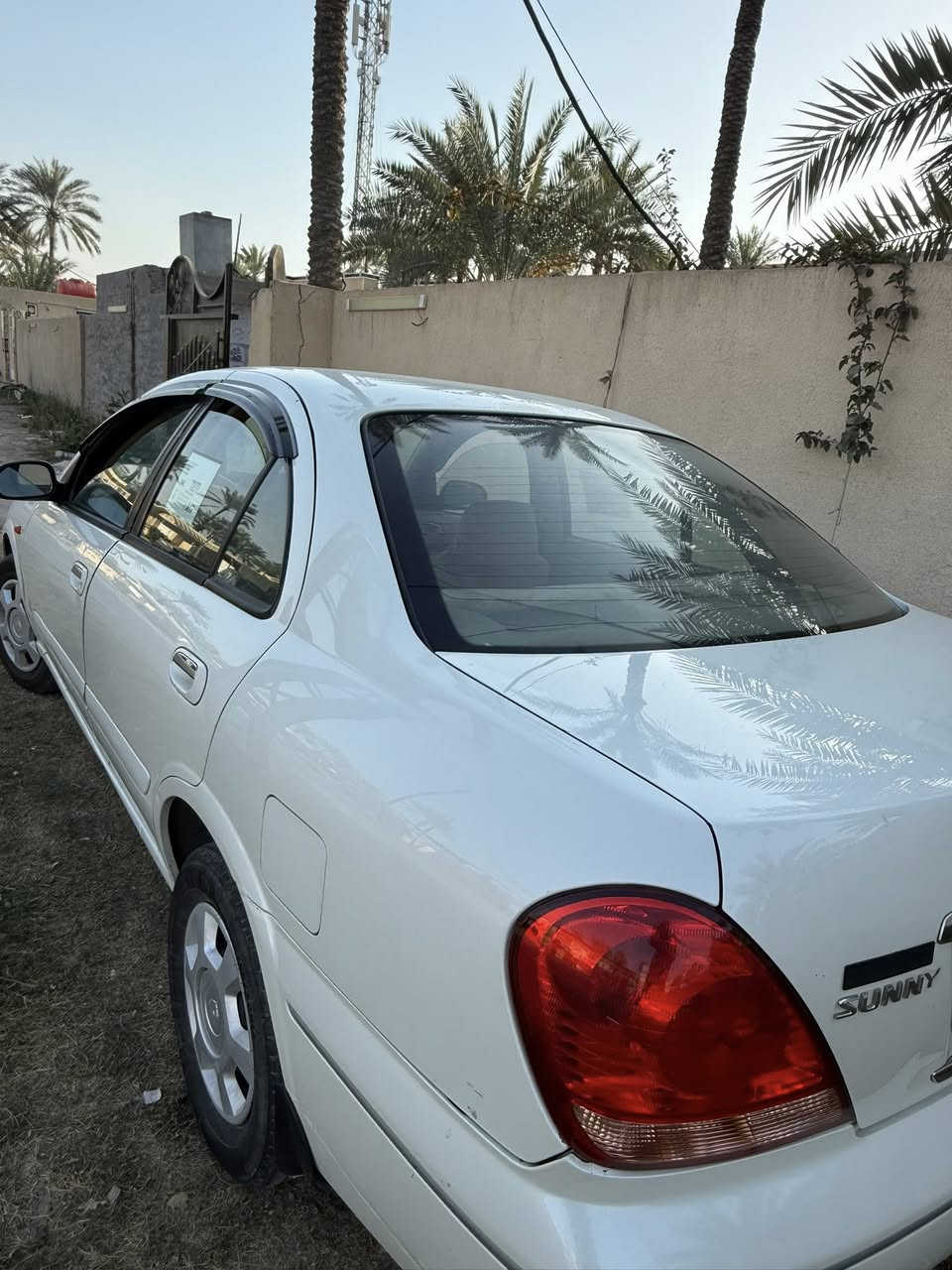 سني ٢٠٠٩
محرك اسودفول 
كير اوتوا كلش ممتاز
كهربائيات كلها شغالة 
تايرات 
سنوية وهزة جديدة 
السيارة جاهزة ما شاء الله 
مكفولة من الضربة والصبغ ماعد تكحيلات 
مكاني بغداد العبايجي 
هاتف ***********
