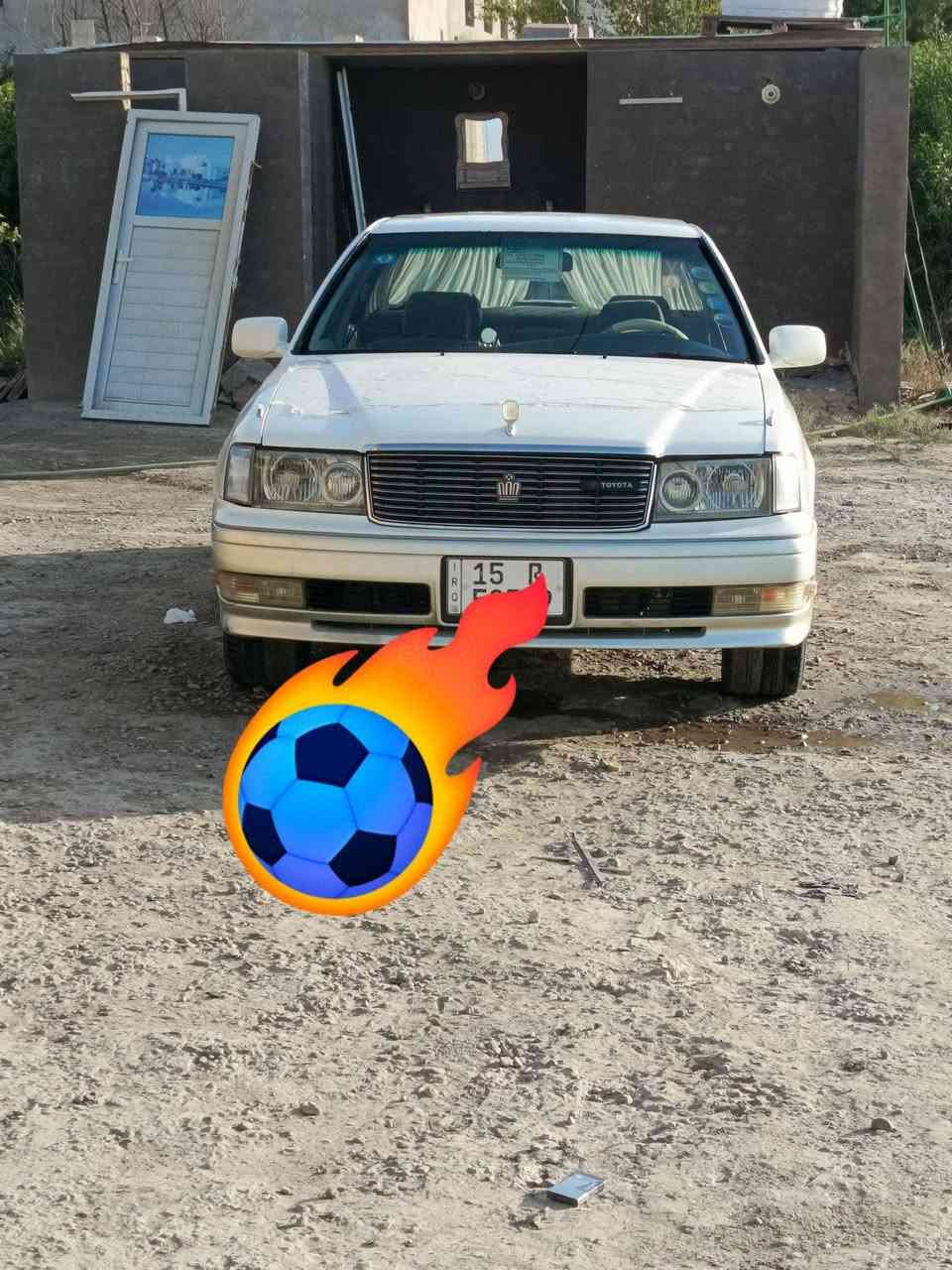 راس الثور للبيع او مراوس أملكه سياره بيه فقط.ربع كص.وبيه ضربه من وره قليله ولباقي كفاله كير مكينه تبريد حداديه سياره جاهزه مكينه 3000ورقم نكليزب انبار أسعر 83وبيه مجال ***********@@
