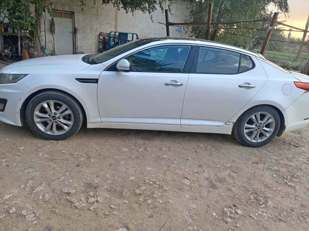 السلام عليكم ورحمة الله وبركاته
اوبتيما موديل 11 خليجي تحكم استيرن مري شفط حساس خلفي بني راما  تبريد قطعتين   سنويه لل27 بيها جاملغ امامي ورصعات مامصلحات مثل مابين بالصوره
السعر 120 وبيها مجال بسيط للشراي
العنوان الديوانية قضاء المهناويه.
اي استفسار اتصل على الرقم وبالخدمة 
***********
