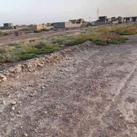 قطعة للبيع • ٤٠٠م • شارع حسينية الاحرار