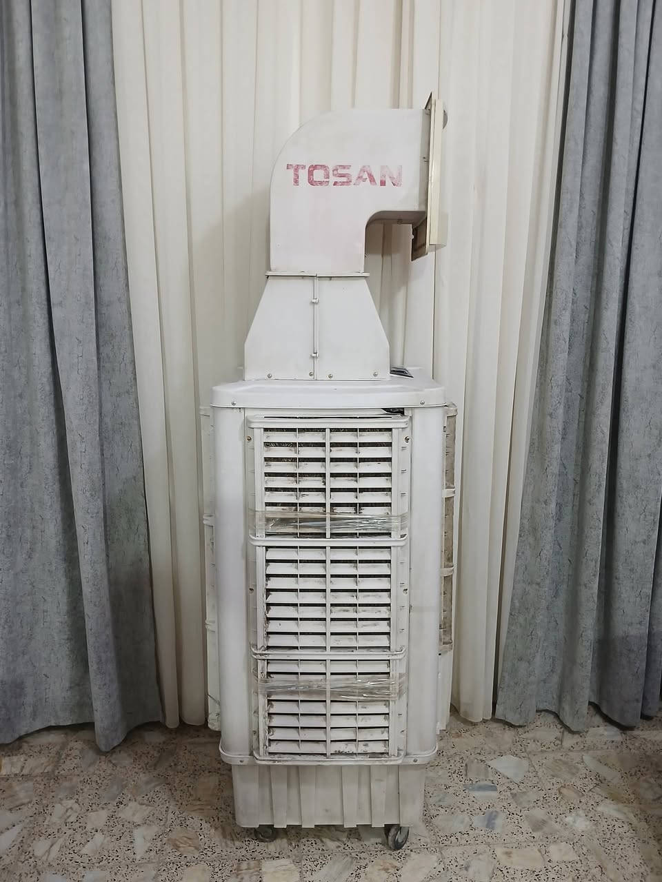 كنفيره حجم 70 شغاله تشتغل ثلاث سرع والواتر بم هواها ثلج ايخبل سعرها 275 ألف مكاني بغداد بالامين الثانيه واكو توصيل وعالفحص


**إذا كنت صاحب هذا الإعلان وتريد حذفه لأي سبب، رجاءا أرسل رسالة إلى الدعم الفني**
