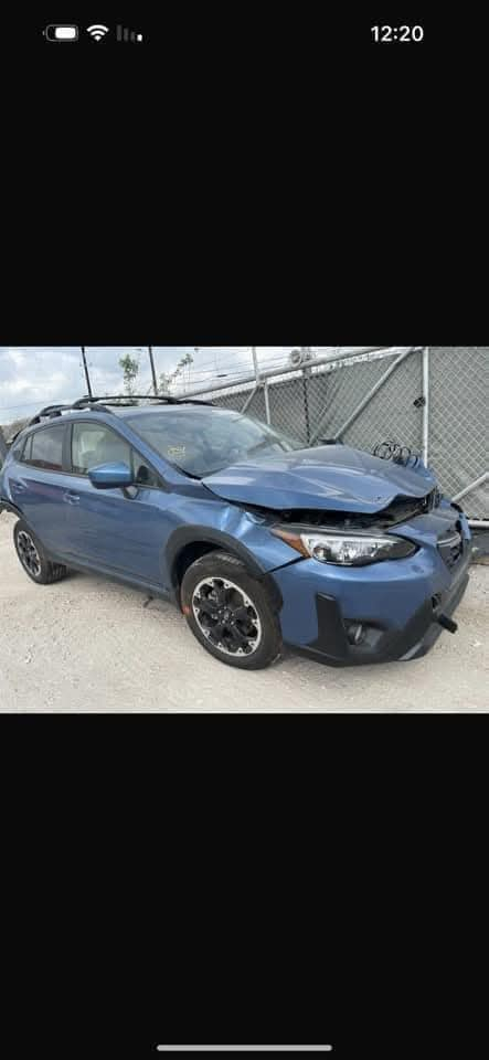 سلام عليكم سوبارو كروستريك ٢٠٢٢ بدون رقم ((فحص مؤقت )) حادث كما مبين بالصور 
مواصفات السوبارو الفول 
محرك ٢٠٠٠ / ٤ سلندر
كير cvt  ٨ سرعات
فتحة بالسقف
رادارات امامية وجانبية
كامرة خلفية 
تحكم ستيرن 
تحديد مسار وتعديل مسار 
ايقاف ذاتي قبل الاصطدام 
تدفئة كشنات
نظام القيادة النورمال والسبورت
حادثها مثل ما مبين بالصور
 ماشية 20 الف ميل مكان السيارة بغداد الرصافة 
الاتصال ع الرقم *********** وتدلل
