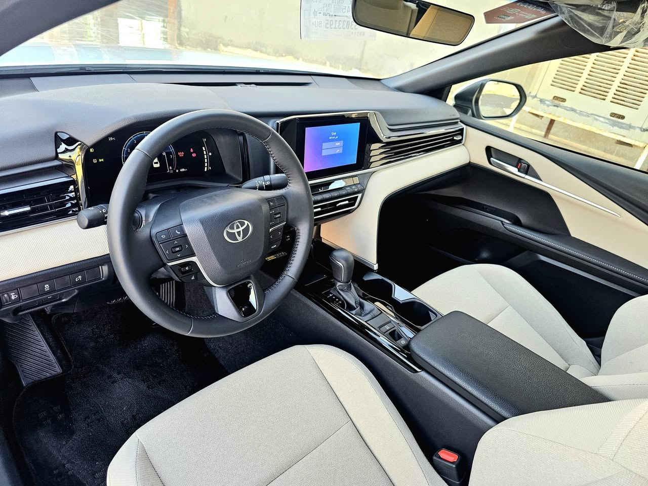 السلام عليكم
تويوتا كامري 2025 LE خليجي ضمان شركه جيهان (بنزين)

مواصفات: بصمه.سلايت.كشن كهرباء.رادار امامي خلفي شحن موبايل لاسلكي  مواصفات فول شركه جيهان معروفه

سياره ماشي 6 الف كيلو متر فقط بعدها بضمان شركه لحد 40 الف 

 كفاله عامه كلشي مابيها بوضع الشركه 

رقم اربيل شرط التحويل 

هاتف

***********
