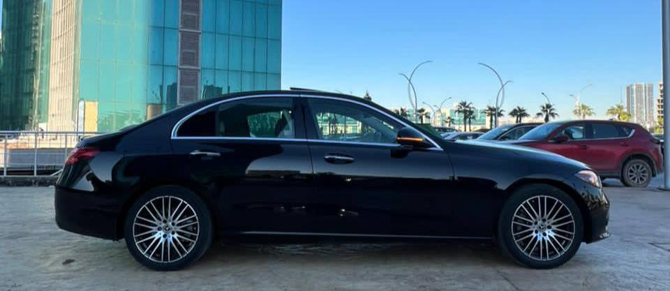 مرسيدس سي كلاس 2023 
مواصفات C300(فتحة سقف-رادار و حساسات ٣٦٠ درجة-شاشة-كاميرة خلفية -ابواب و تشغيل بصمة) 
مكينة ٤سلندر+توربو حجم ٢.٠لتر
ماشية 31 الف فقط
ضرر السيارة باب + جملغ  
حادث جدا بسيط صور الحادث موجود
مرقم اربيل  
السيارة كلش حلوة و نظيفة
مكفولة من كير و محرك وكهربائيات
مكان السيارة
اربيل ***********
