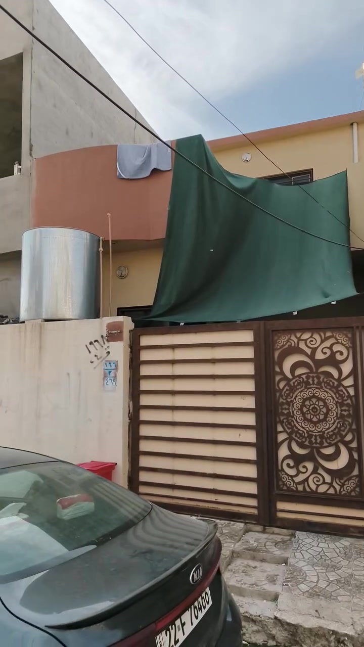 الدار للبيع مساحه 100 الوجها 5اكتب جمعية زيونةالثاني تم يوصلك تابعني وضيفني حتى تصلك كل المنشورات الجديدة نستقبل عروض البيع والشراء والايجار في اغلب مناطق الجانب الايسر  
***********بي واتساب 
***********
@الجميع
