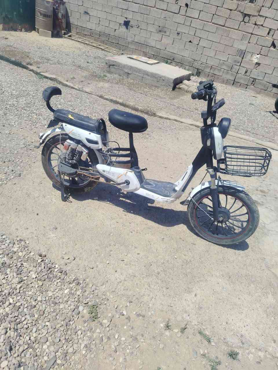 البيع موديل ٢٤ بدون بطاريات *********** مكان سليمان بيك
