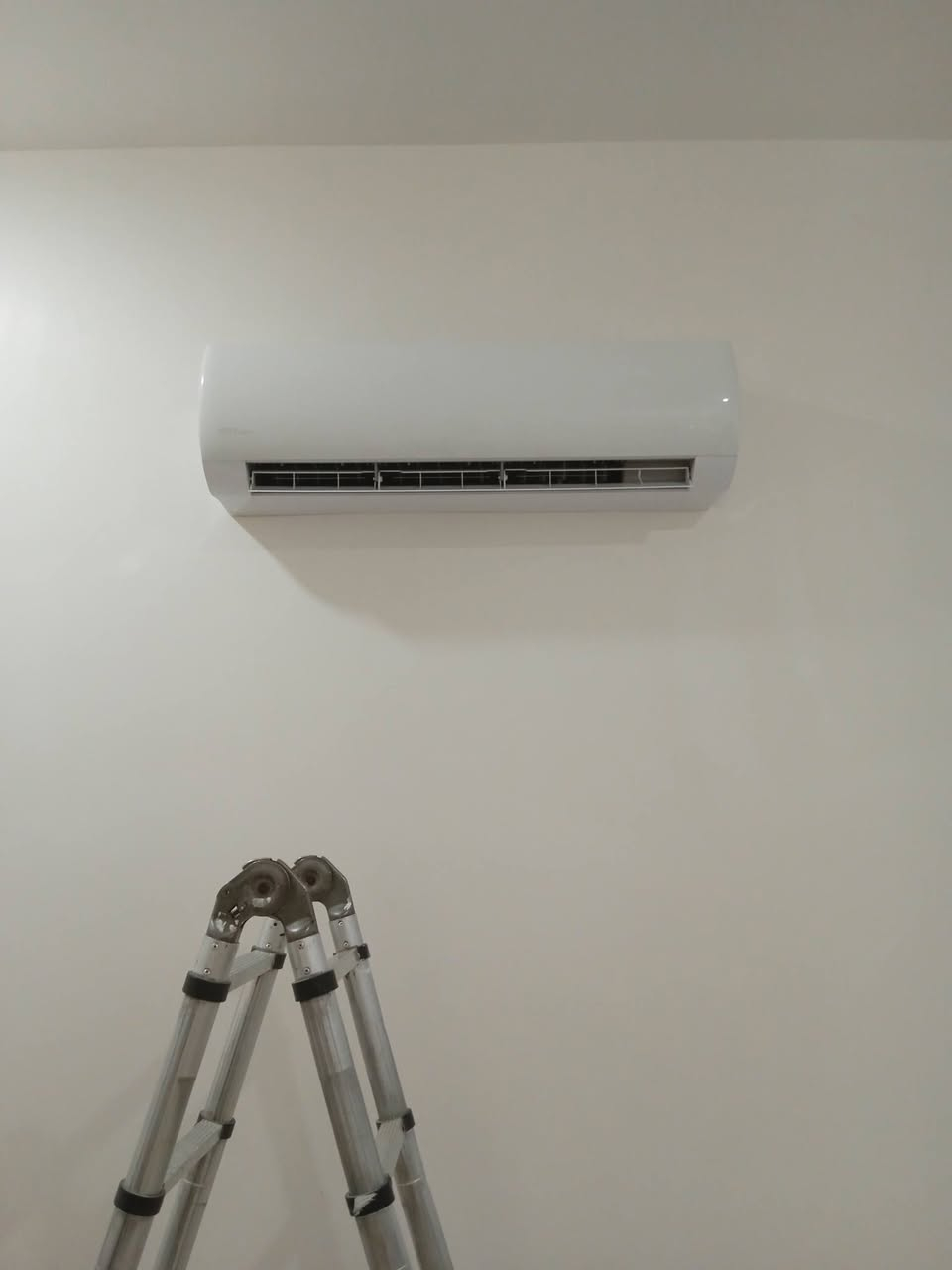 ابو علي ***********
لتنصيب جميع انواع السبالت 
صيانه 
قطع غيار اصليه 
نقل السبلت من مكان إلى آخر 
غسل موقعي 
ضمان لمده سنه كامله
