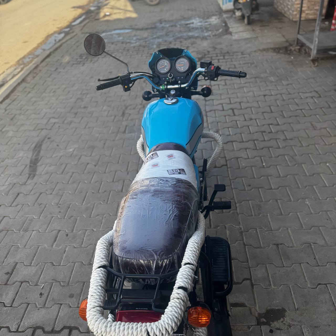 دايوان رقم وسنويه نجف مداور ثاني يوم 2023مكفوله من كلشي مكينه ما مفتوحه كهربائيات شغاله كلهه جاهزه للخير واحله من الصور السعر مليونين و150مكاني نجف حي الجامعه *********** النجف, العراق
