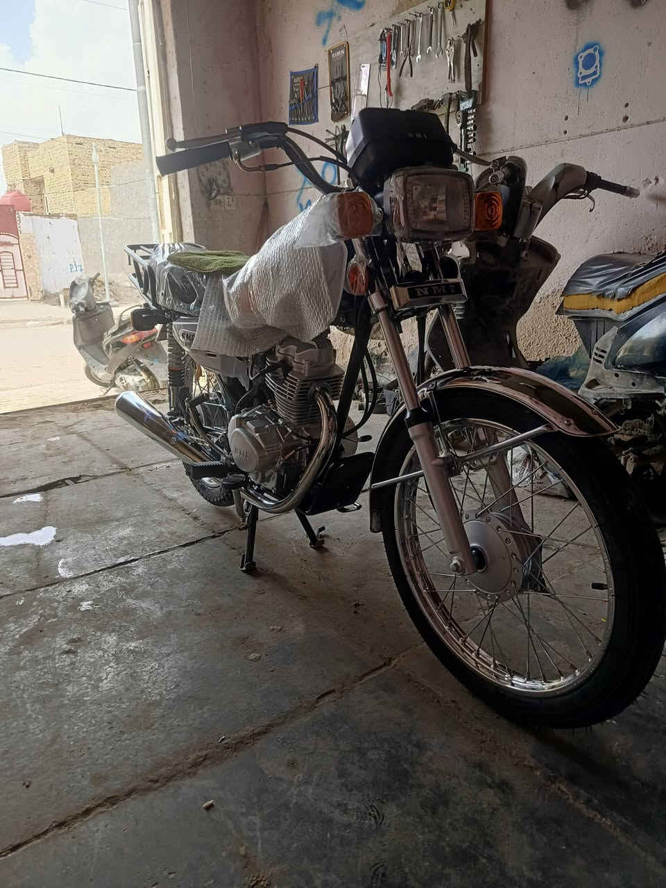 سلام عليكم
نامه شلامجه تعمير اصلي تعميره 26وشاصي نامه شيال ربع جديد وراق سكنر دراجه تعميره جديده مصارله حته عشر تيام من معمره شد اخو البلاد البيع والسعر خاص وهاذه رقمي وبي واتساب ‏‪***********‬‏ والي مو شراي لا يراسل ولا يدك
