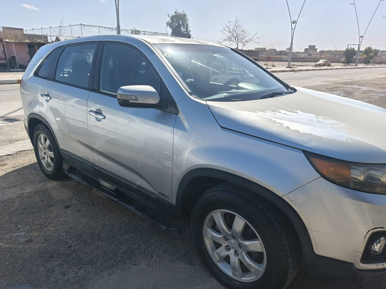 سلام عليكم سورنتو للبيع مصبوغة عام خارج العراق ٢٠١٢
محرك ٤
***********
