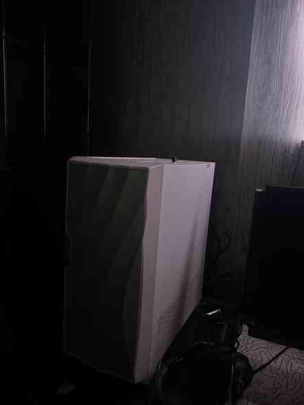 Gaming Pc For Sale
سلام عليكم

حاسبة الاعاب للبيع

اليوم سبت سويت بيلد هاى اسبوع

15/11/2025

Ryzen 5 7600x 4.7GHZ 6core 12threead

Amd Rx6750 12GB

thermalright 360MM water cooler

MSI Pro B650M-E D5

32GB 16*2 RIPJAWS G.skill 6000mhz DDR5

1TB SSD 

750WATT BRONZE+80 THERMALright

Case Antek 4 Fans RGB NX292

ملاحضة كيس كڤر ما به زجاج لان اخذت مستعمل على مود فلوس ما كفيت

كراتين كلهم موجود و ضمان ٦ شهر كل قطعات  ب اربيل يم هيوا كيمينك

مكانى اربيل

سعر ١ مليون و ٤٠٠ الف

0751 509 7879
