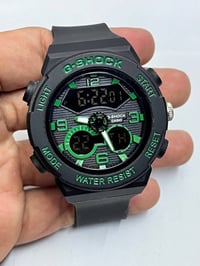 كاسيو G-Shock • رقمي وعقارب • مقاوم للماء