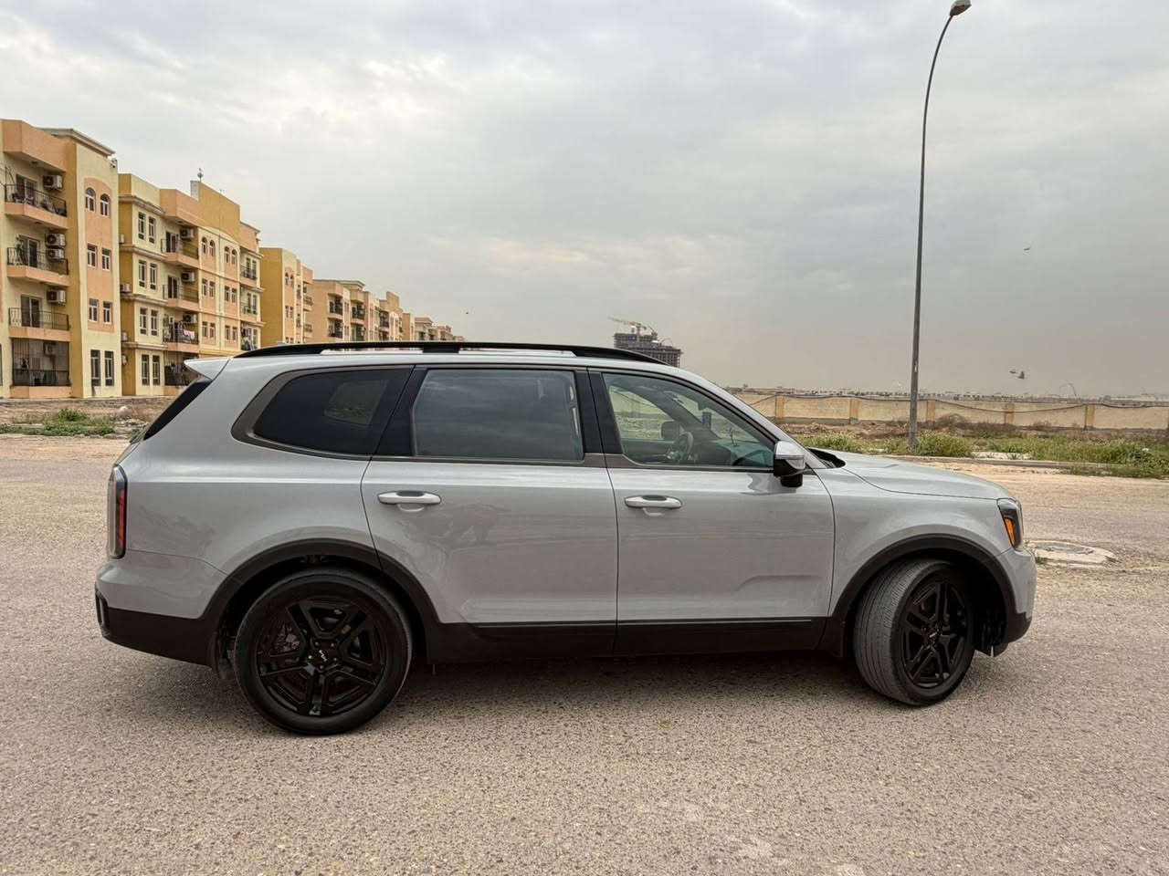 ‎كيا تيلورايد برستيج / اكس لاين (2024)🤍🔥
الفئة: PRESTIGE X-LINE
🚘 فول مواصفات 1/1 (أعلى فئة)

🏁عداد المسافه 27الف ميل 
✨ فتحتين سقف 
🪞 مرايا شفط🔁 مرايا إشارات
🔥❄️ كشنات أمامية تدفئة وتبريد
🔥❄️ كشنات خلفية تدفئة وتبريد
👑 كشنات منفصلة VIP
🚀 تشغيل عن بعد
📡 رادار أمامي
📡 رادار جانبي
💡 لايتات LED زنون
🌤️ لايتات نهارية LED
📟 حساسات أمامية وخلفية
🎛️ هزاز ستيرن
🖥️ داتا شو أمامي (HUD)
💆‍♂️ مساج كشن السايق
🌈 إضاءة داخلية ليزرية
🎥 كاميرات 360 درجة
👁️‍🗨️ نظام النقطة العمياء
🛣️ تحذير مغادرة المسار
🧠 مثبت سرعة متكيف
🛑 مانع تصادم
🧳 باب خلفي كهرباء
💺 ميموري كشنات
🔊 نظام صوتي فاخر
       
بيع مستعجل 34000 بها مجال ل شراي💸
***********
***********
