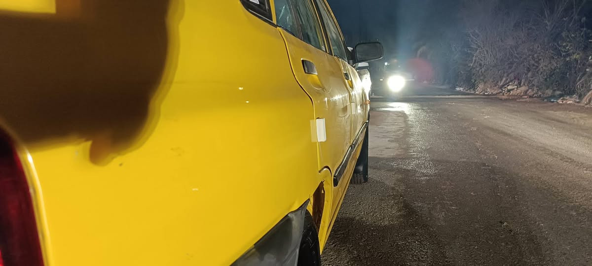 اسلام عليكم شباب للبيع فقط سايبا موديل 2012بغداد اجره  السياره كفاله عامه من الصبغ والتبديل بدون حادث فقط بارد باب الخلفي بسيط مكينه كير كلج صدر امامي خلفي كهربائيات تخم تاير جديد سياره جاهزه المكان بغداد شرط التحويل السعر المطلوب 32 للاتصال ***********
