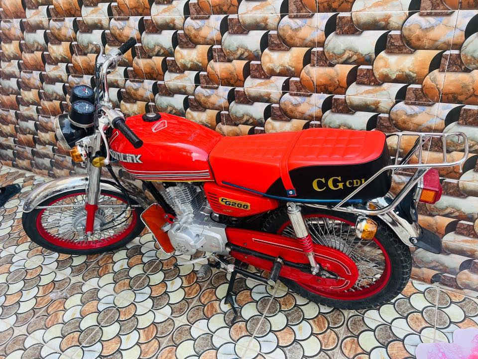 نامه برو  موديل 23 اوراق اصولي كفاله عامه نضافه شوفة عينك زلغ ماكو بالدراجه كلشي شغال مكاني شطره السعر950
***********
