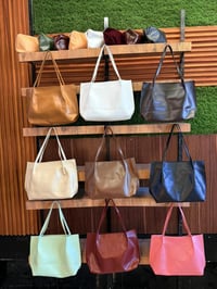 البيع جملة فقط واتساب 07762221996 تليكرام  https://t.me/tota_bag