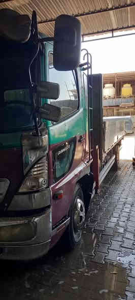 السلام عليكم

كرين هينو شيطان 

رقم بغداد 
موديل2003اصل
مامعلاية 
مداور ثاني يوم
كرين يونك 3سلايتات مخالف
مكينة 80 فاكيوم محسن
نضيفة 
مكفولة مكينة كير اكسل وحدادية 
السيارة بيهة قطر بالكرين مثل ما موضح بالصور 
الاتصال ***********
