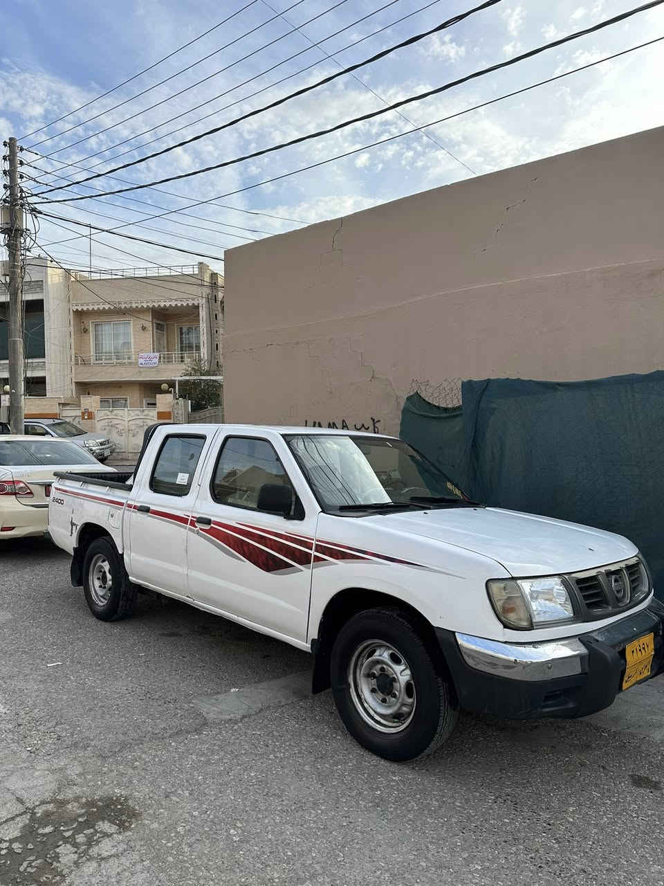 نيسان ٢٠٠٠ حيزام بؤياغ پيش هيچى نيه سقف و ناو دةركةى بؤياغى نيه تبريد و پاوةره سةنةوى بةسةر چووه گيرو مةكينة بةشةرت تبريدى ئيش ناكات سعر ٦٨ شوين هةولير ***********
