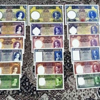 عملات ملكية • ٤٥ قطعة • ورق كوبي ضد الماء