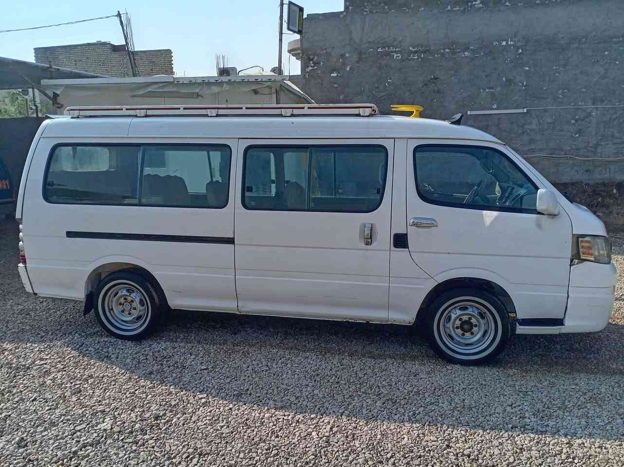 السلام عليكم جنبي للبيع رقم بابل انكليزي حره السياره جديده كامله مكمله كبل للشارع بيهه طخه بالجنطه بالأخير ومرشوشه يم اللاصق  راعيها يريد يداورهه  سعرهه 93 بيهه مجال للاستفسار *********** مكان حله
