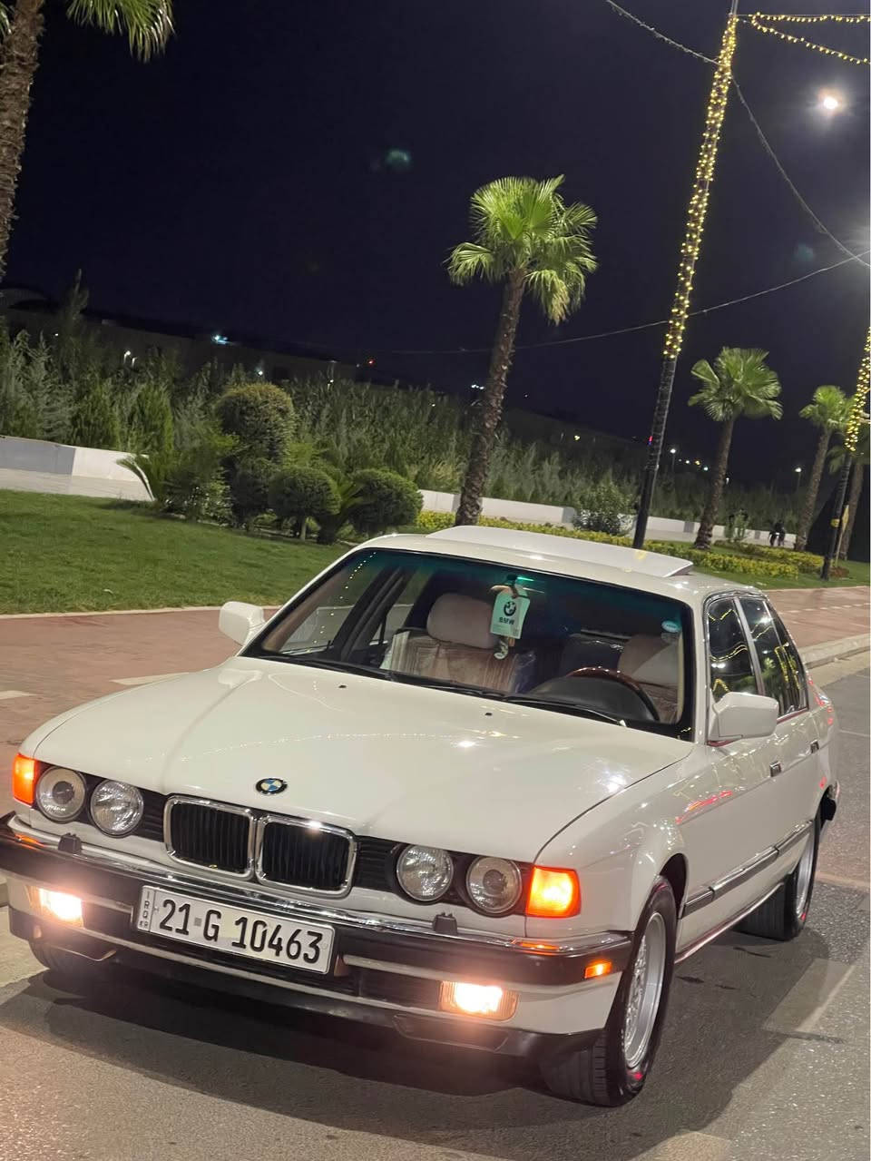 Bmw740i

سلاوی خواتان لێبێ
بیئێم ۷٤٠ گێر عادی
سلایت ٤ جام کارەبا
پێش پان ناو فۆرمیکا 
قفڵ مەرکەزی
بەرگە دەرگاو داشبڵی زۆر جوانە 
سەیارەکە زۆر زۆر  پاکە 
٤ پارچەیەکی بۆیاخە یەک دوو قرچی زۆر بەسیتی هەیە من بەحیزام دەیفرۆشم 
کامل سێرڤس کراوە پلاک و نوزل و مەسفی و کۆیل گۆراوە
هەموو گیانی ئیشەکا 
تەبرید لەسەر سویچ 
گەرمی مەزبوت 
٤ تایەی تازە
دو بەگلایتی تازەو ژێر ڕەقەمی تازەم بۆبەستوە
ساڵۆن ساکەی کامل بۆریە 
بەشەرتی هەموو شێتێ
بایی ٦٣گەڵاو تۆزێ معامەلەیە
*********** السليمانية, العراق
