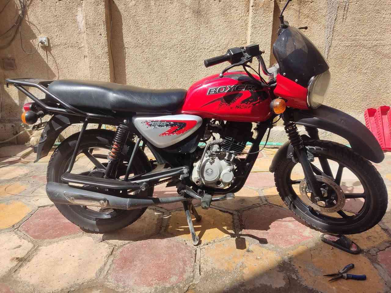 بوكسر ٢٠٢٢  مكينه خرسه خير من الله بيه خيط كهربائيات فول شغال شلعه معدل سلف هندر تايرات زوج جدد شلعه معدل خير من الله سعره 750 رقم  *********** عنوان الحسينيه الراشدية
