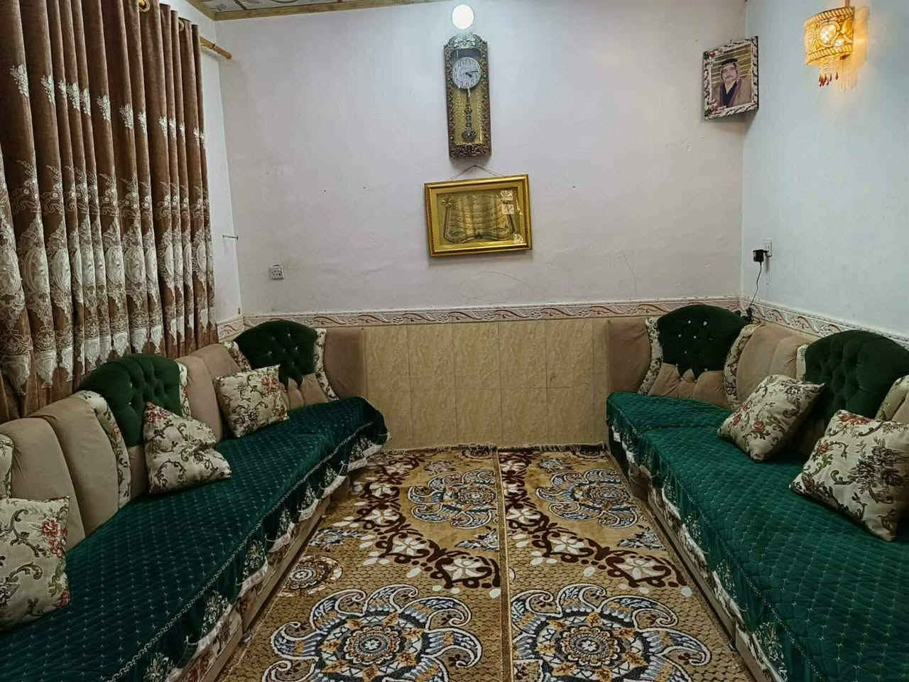 عقارات لببيع طابو صرف 
//لببيع موقع تجاري مميز للبيع بيت طابو صرف  عل شارع تجاري حي الجمعيه مساحه 130 متر طابقين بي 3 غرف نوم واستقبال وصاله ومطبخ وصحيات السعر 360 مليون وبي مجال نجف حي الجمعيه عل شارع تجاري شارع الواءلي مباشره بيع مستعجل

//للبيع بيت طابو صرف مساحه 100 متر طابقين البناء عكاده نجف حي السلام قرب ابو مصطفى ابو دجاج خلف شارع التجاري غري سلام كبال صيرفه المنار السعر 135 وبي مجال للشراي البيت بي اثاث بسيط يبقه للشراي 
الواجهه مترين في 20


**إذا كنت صاحب هذا الإعلان وتريد حذفه لأي سبب، رجاءا أرسل رسالة إلى الدعم الفني**
