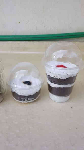 السلام عليكم 
مستعدون لتجهيز كافة الاسواقات 
يتوفر لدينا تراب الملوك + كيك بارد

من 250 دينار الى 1000دينار

كما موضح في الصور

تراب الملوك 48قطعة بسعر 10 الاف

كيكة باردة صغيرة 24قطعة بسعر10الاف

كيكة باردة كبيرة 12قطعة بسعر 10الاف

يوجد خدمة توصيل 

للطلب
***********
