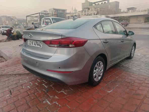 سلام عليكم النتره موديل 2017 سنويه جديده هزه جديده تحويل مباشر ظرهه فقط قبق جنطه سياره بدون دواخل السونر مرفوق  الصبغ البيهه جماليه بدون حادث اليبل واحد عده الصندوك بجم كبس صدر كله جديد كير مكينه شرط مكاني جميله سعرهه 112 ممتواجد عل نت خابر ***********
