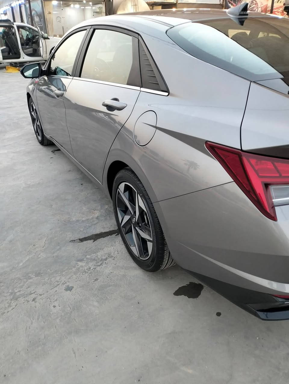 سيارة النترا 2023 أسمنتي
أعلى فئة 
لمتد

فتحة

دخول ذكي تشغيل عن بعد

فتحه سلاید روف

اناره ترحيبيه بقبضات الابواب

صندوق ذكي يفتح عند الاقتراتب

رادارات 360 درجه + نقاط عمياء

نضام المحافضه على المسار + قياده ذاتيه

شحن لاسلكي حساسات خلفيه

لايت امامي 3 عدسات زينون بك لايت LED متصل

كشنات جلد

شاشه معلومات كبيره + عدادات دیجیتال

اوتو هولد + هاند بريك بصمه (finger brake) الضرر موضح بالصور من امريكا

للاستفسار الاتصال على الرقم ***********
