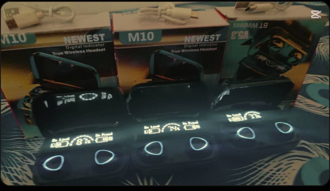 السلام عليكم سماعات M10  للبيع جديد غير مستخدم  سعر ثلاث قطع  32 الف ( يعني القطعة 12الف ) مكاني بغداد حي الجهاد الخاص مقفول للاستفسار ***********
