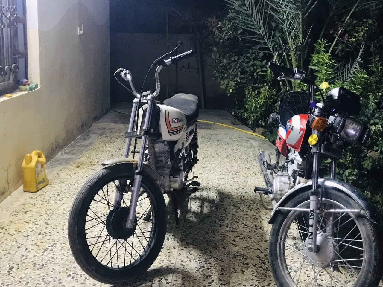 السلام عليكم دراجه نامه شلامجه موديل 2023 محرك مفتوح مبدل ولفات دراجه شغاله ما بيه شي السعر 300 وبيه مجال مكاني العلم ***********
