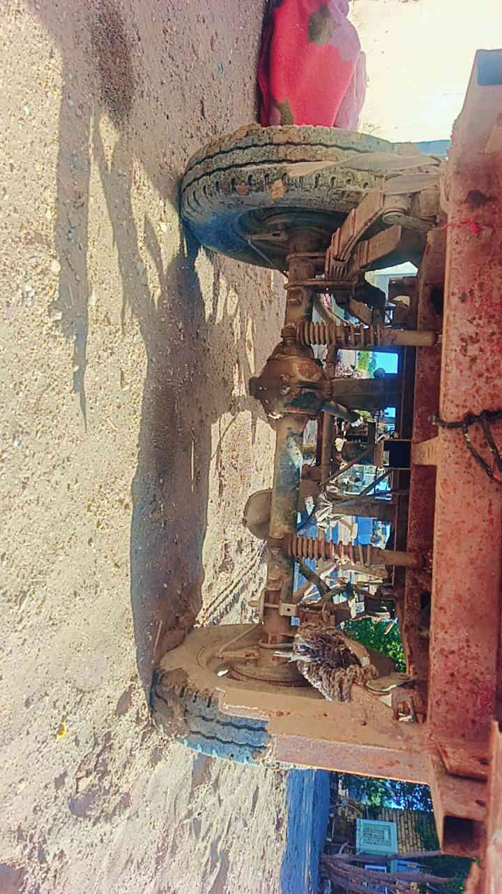 ستوته ام تيار  شقاله رقم ابيض بسمي البيع  مكفوله الشاصي مابيه اي شي شراي ينتصل ع رقم ‏‪***********‬‏ مكاني سماوه  قضاء الخضر عد التوبه
