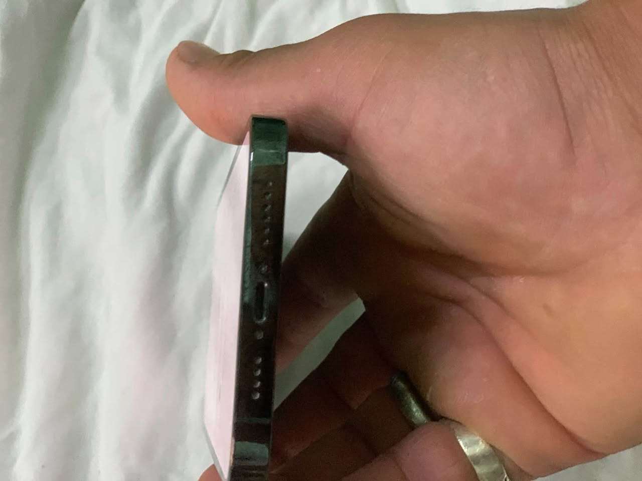 📱آيفون 13ابرو ماكس  
ًذاكره128
🔋بطارية 78 بلادي
الجهاز حيل نضيف 👍
لون زيدوني ما بي جلخ 
سعرو 675وبي مجال الطيبين 

ً
الرقم ***********

‭٠٧٧٨ ٠٥٧ ٣٥٠٣‬
