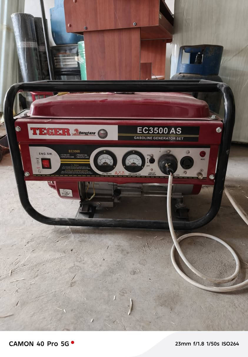 مولد توليد كهرباء 6 امبير 
السعر 250 الف


**إذا كنت صاحب هذا الإعلان وتريد حذفه لأي سبب، رجاءا أرسل رسالة إلى الدعم الفني**