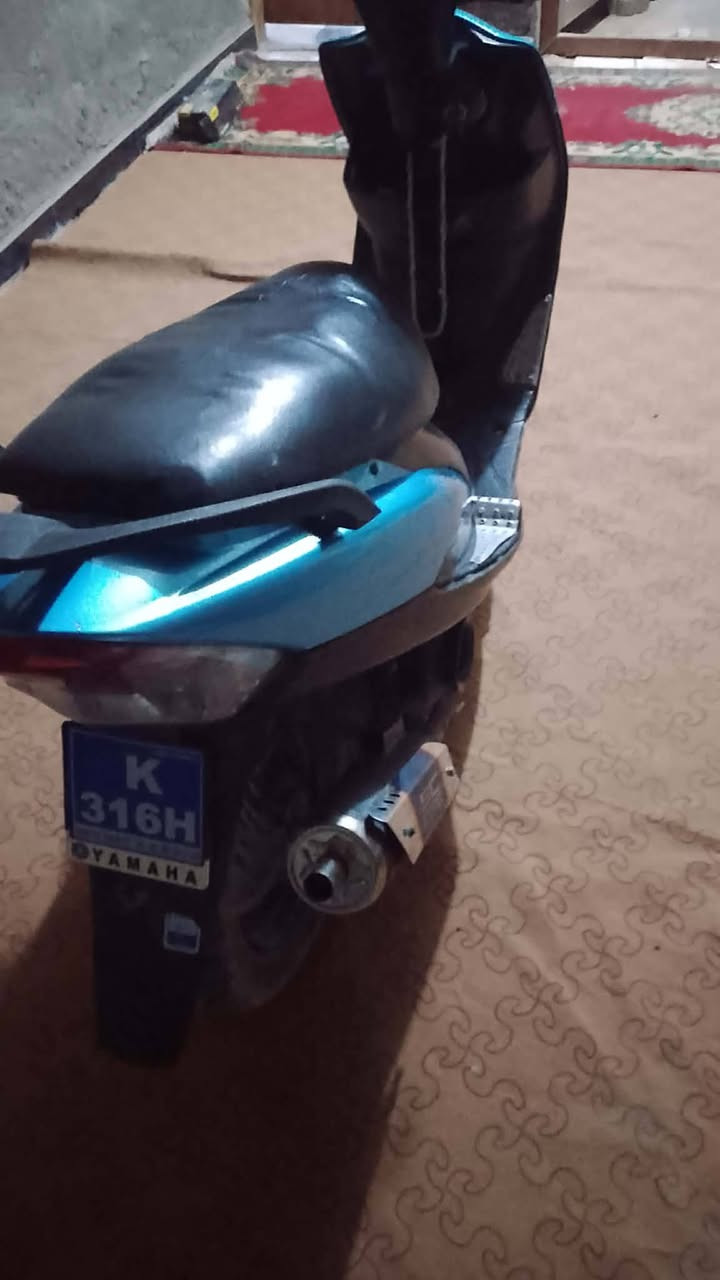 سلام عليكم درجه ماكس عداله نضيفه كلشي شغال بيها كهرباءيات شغالت هورن وليت هندر واحد تشغل سعر 625 عنوني بصره زبير.      ***********  .
