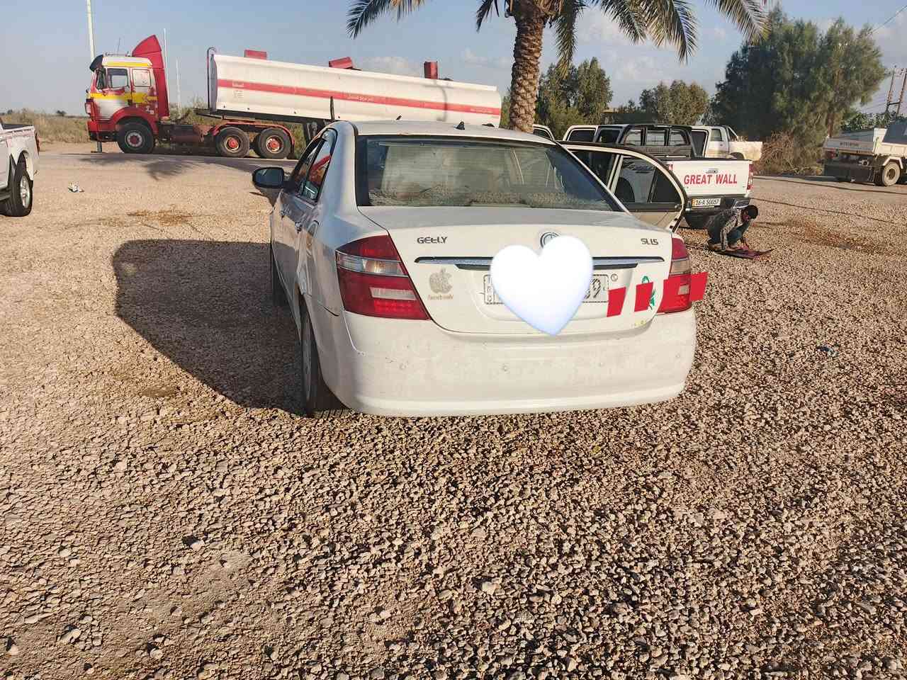 السلام عليكم سياره جيلي البيع موديل 14 بيهه باب الاخير وجاملغ الباقي مكفوله مكاني الديوانيه الحمزه الشرقي سعر 50 وبيه مجال نتصال علئ رقم ***********
