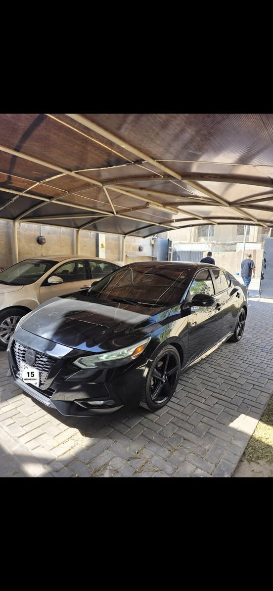 السلام عليكم 
نيسان سنترا 2022 SR مو SV
السيارة ماشية 29 ميل حقيقي قابل للزيادة للبيع او المراوس بجالنجر او موستنك حسب القناعة
المواصفات : بصمة - تشغيل عن بعد - رادار أمامي - نقاط عمياء - تنبيه خروج عن المسار - كار بلي - سكن نهاري وزنون عالي ناصي - كامرة خلفية - توقف تلقائي ع R - مثبت سرعة
حادث السيارة نصف الجاملغ وربع البنيد والبقية مكفول باستتثناء شخوط بسيطة ومكحلة + حجر البيئة بلادي.

السيارة رقم شمالي اربيل شرط التحويل والسنوية باسمي.

السعر ١٤٥ وبيها مجال بسيط حك الجية
اي استفسار الاتصال على الارقام
***********
*********** واتس اب
مكان السيارة بغداد بغداد, العراق
