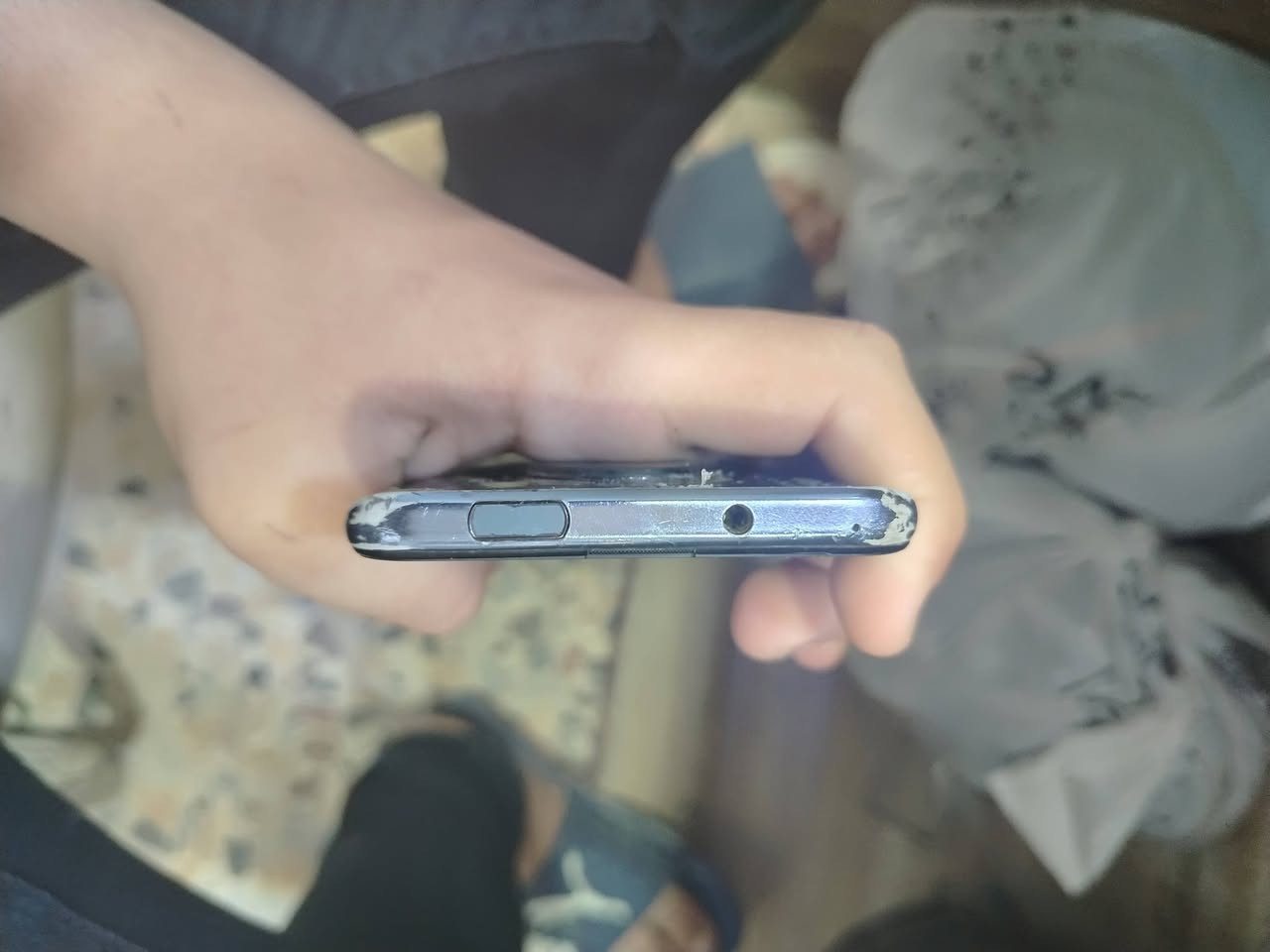 هواوي y9a ذاكرة 128 ورام 8 معالح ميديا تك هيليوجي 80 كلشي شغال بي بصمة وكاميرات و مكالمات نت سيم كارد كلشي شغال مبدل شاشة فقط السعر ٩٠ وبي مجال مكاني بغدادالدورة ***********
