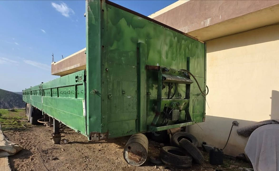 عەرەبانەی فلات سەفحەی 80 سەحەلە 
دنگیری B.pیە تاسە تازە بانصی گۆڕدراوە تایەکانی نیوەیە جایەزە بۆ ئیش

نرخی 45 و معامەلە 
ژ.م ***********
***********
جوابی مەسج نادەمەوە لەگەڵ ڕێزدا السليمانية, العراق
