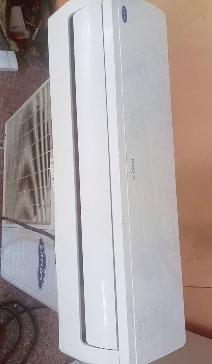 سبالت كارير الحجم طنين وسداس نضاف 100 على 100 السعر 350 العنوان موصل كوكجلي كامل مع ملحقاتو 
الرقم ***********وتساب

