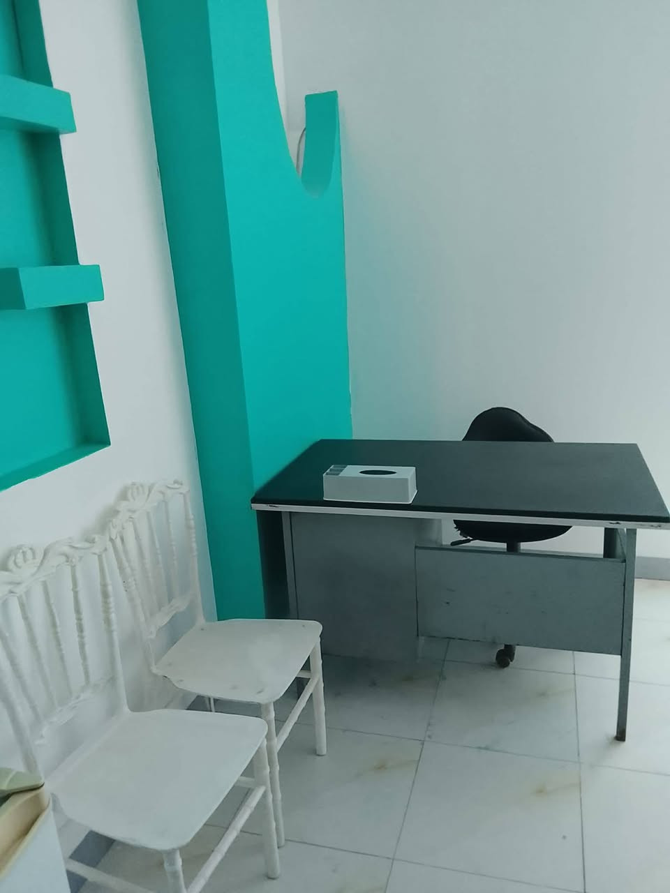 عيادة اسنان للبيع
بسعرررمناااسب 😍 
چير cx
كمبريسر 
معقمة 
ميز طبيب مع كرسي 
مغسلة 
كاونتر 3قطع 
ادوات قلع 
ادوات حشوات كاملة عادية وجذور كلشي بالك موجود منهن
توربينات وهاندبيس 
وأير بروفي 
ادوات دسبوسبل كل النوعيات 
اندو موتور
ابكس لوكيتر 
لايت كيور
كراسي رسبشن 
املكميتر 
ربر دام 
٣.٧٥٠
***********
