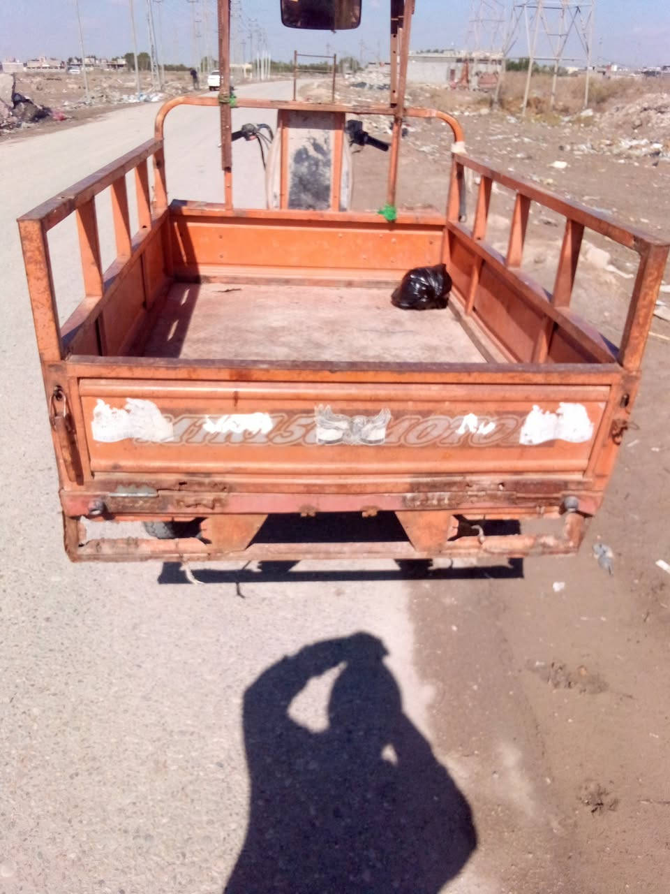 السلام عليكم ستوته البيع رقم وسنويه مكان البصره كرمت علي سعر 1800/***********
