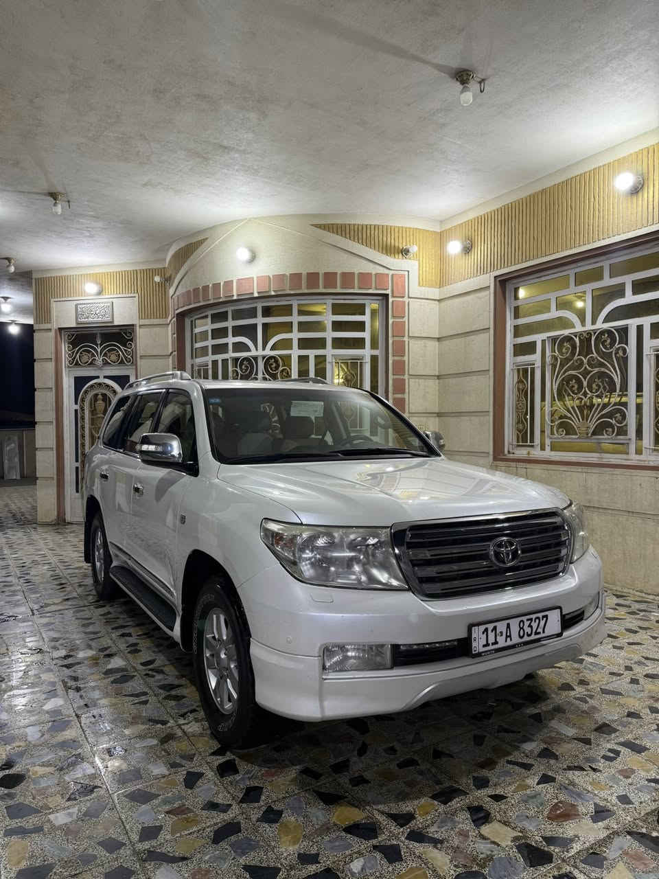 سلام عليكم 
البيع الاندكروز ستينيه 60
موديل 2011 
رقم بغداد 
سنويه نافذه الغايه 2030
رقم وفحص وهزه كله جديد
تحويل مباشر
ماشيه 200 الف
مكفوله كفاله عامه 
لافتح ولا صبغ  ولابارد
ع البلاد ما محدثه 
معروفه مواصفات ستينيه
ماكو داعي اذكر المواصفات 
محرك كير كله ع وضع الشركة 
صدر امامي وخلفي جديد جدا 
تخم تاير دلوب الاصلي
علمأ السياره كل نقص مابيها

السعر 330 $ بيها مجال بصيط
وتدللون علينه

العنوان بغداد جسر ديالى الجديد
 تقاطع 9 نيسان 
الاستفسار    ***********
ابو محمد الشمري
