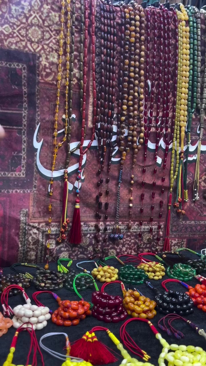 ﴿ إِنَّ هَذَا لَرِزْقُنَا مَا لَهُ مِنْ نَفَادٍ ﴾
عروض رمضان
اشتري قطعتين واحصل على الثالثة مجاناً
العرض يشمل جميع المسابح داخل الصفحة
يوجد خدمة توصيل لكافة محافظات العراق


**إذا كنت صاحب هذا الإعلان وتريد حذفه لأي سبب، رجاءا أرسل رسالة إلى الدعم الفني**