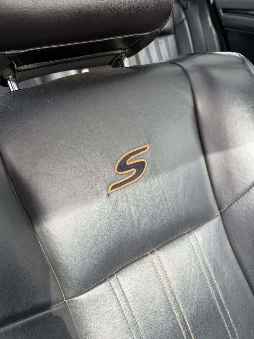 S300كرايسلر اوباما.
S كولد
موديل :2020
عداد :62 الف
وارد كندي كلين تايتل (وكالة هارلم)
فول : عدا الرادار 
مكانه بغداد الكاظمية 
***********
للاستفسار اتصال
