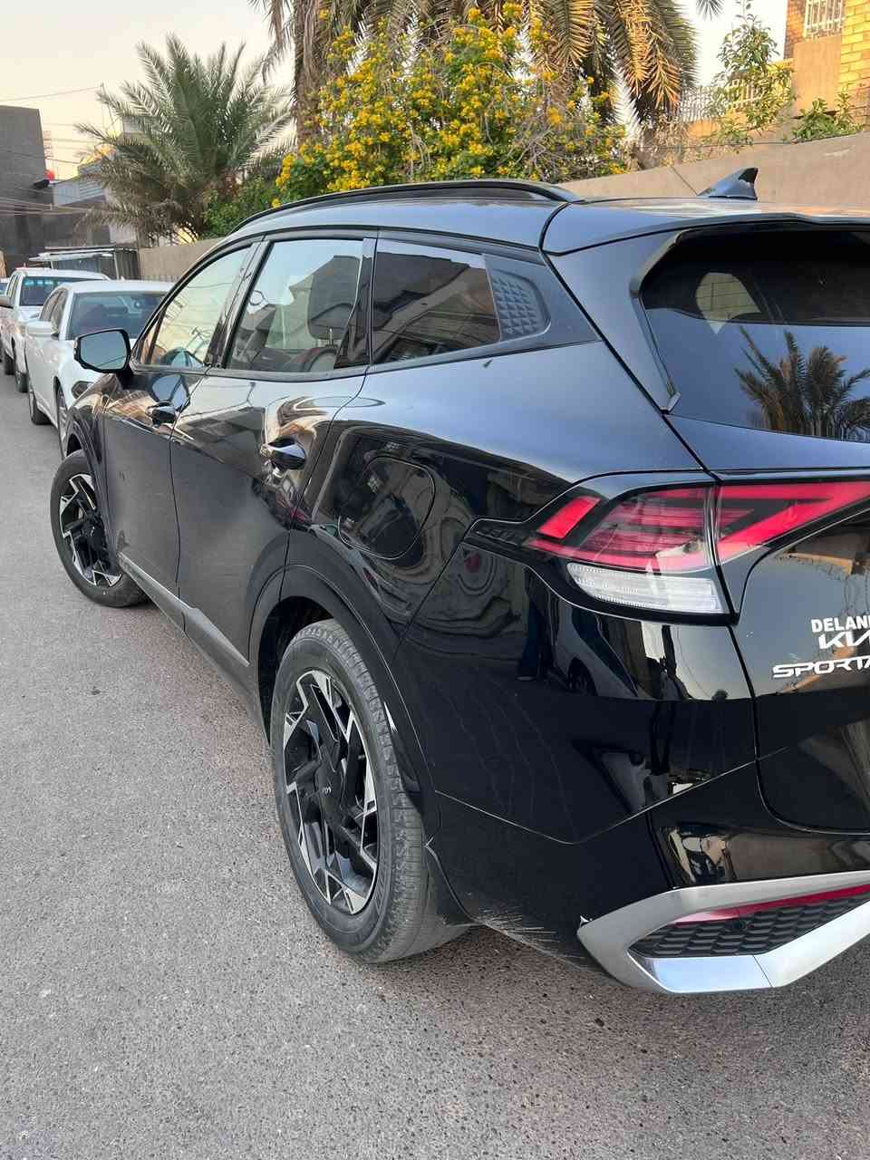 كيا سبورتج 2023 برستيج
رقم بغداد

فول فول مواصفات اعلى فئة بانوراما 

سيارة جديدة مغلفه ppf

وارد امريكي حادثه بنيد وجاملغ ال ايسر  بدون دواخل بدون ايرباكات

مواصفاتها :-

1. محرك 2500 GDi

2. بانوراما      داخل احمر  جلد بلادي

3. بصمة : تشغيل - ابواب - صندوك

4. صندوك كهرباء

5. شاشة كبيرة على طول الدشبول دجتل كامل 

6. كيجات الكترونية متغيرة حسب الوضعيات

7. انظمة القيادة : سبورت - سمارت - نورمال

8. كشنات جلد مشمشي 

9. كراسي كهرباء فول تحكم مع كشن ميموري 

10. اضواء ترحيب عند الاقتراب مع ترحيب داخلي عند الصعود او المغادرة

11. شحن وايرليس

12. منافذ تايب سي عدد 3 مع 2 في الكشنات ومنفذ يو اس بي ومنفذ جداحة

13. هاند بريك بصمة

14. اوتو هولد

15. كاميرات  بالاشارات الجانبية مع وضعيات مختلفة للكاميرات

16. فول رادارات امامية وخلفية وجانبية

17. تحديد مسار ذكي

18. قيادة أليه ذكية

19. نقطة عمياء

20. كروز سرعة

21. وتدفئة كشنات

22. سستم صوت هارمان كاردون 

23. خزن كشن سائق ميموري وضعيتان

27 وضعيه تغير صوت المحرك

1. اشاير بالمري

2. تشغيل عن بعد

3. شاشة لمس متغيرة لتحكم الميديا او لتبريد

4. ستيرن فول تحكمات 

مكاني بغداد الامين  
رقم الهاتف ‭*********** 

السعر 185

