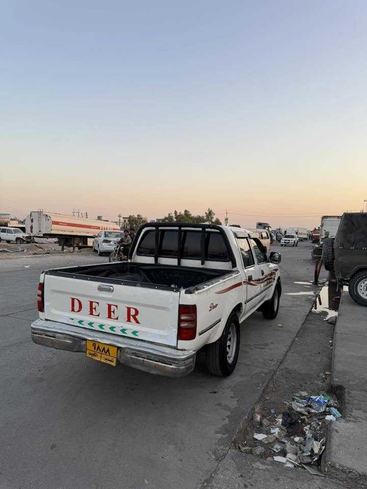 دێر مۆدێل ٢٠٠٦ مەکینە بەخ مەنەفێسی لەگەڵە گێڕ و مەکێنە و ئەکسل بەشەرتسعری ٣٢ گڵا مجال ***********
