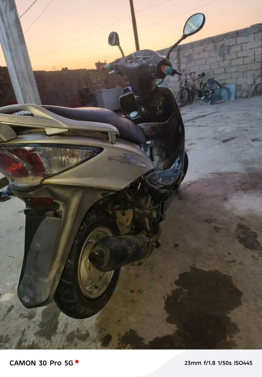 دراجه كمكو كله بلادي مامفتوح برغي ول دراجه ناعمه او شلعه فول بيع مستعجل فقط يردله ترتيب حسبت ٥٠ دراجه مال واحد جناي سعر ٣٥٠ وتساب *********** 
للتصال ***********  بيع مستعجل
